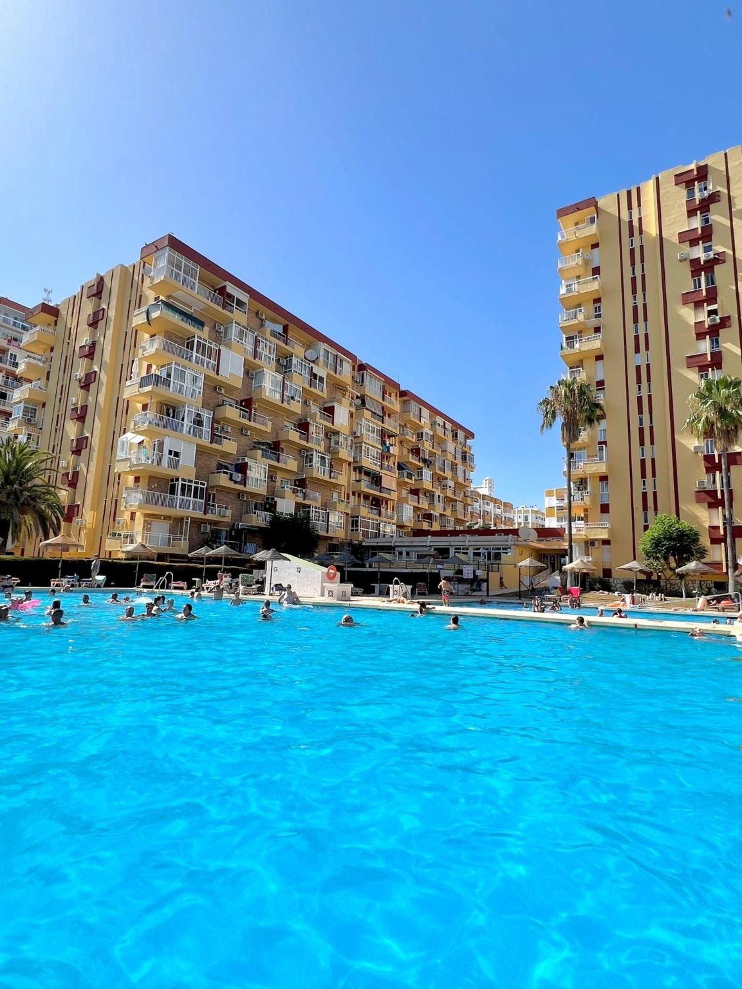 Apartamento Aguila, Arroyo De La Miel, 贝纳尔马德纳 外观 照片
